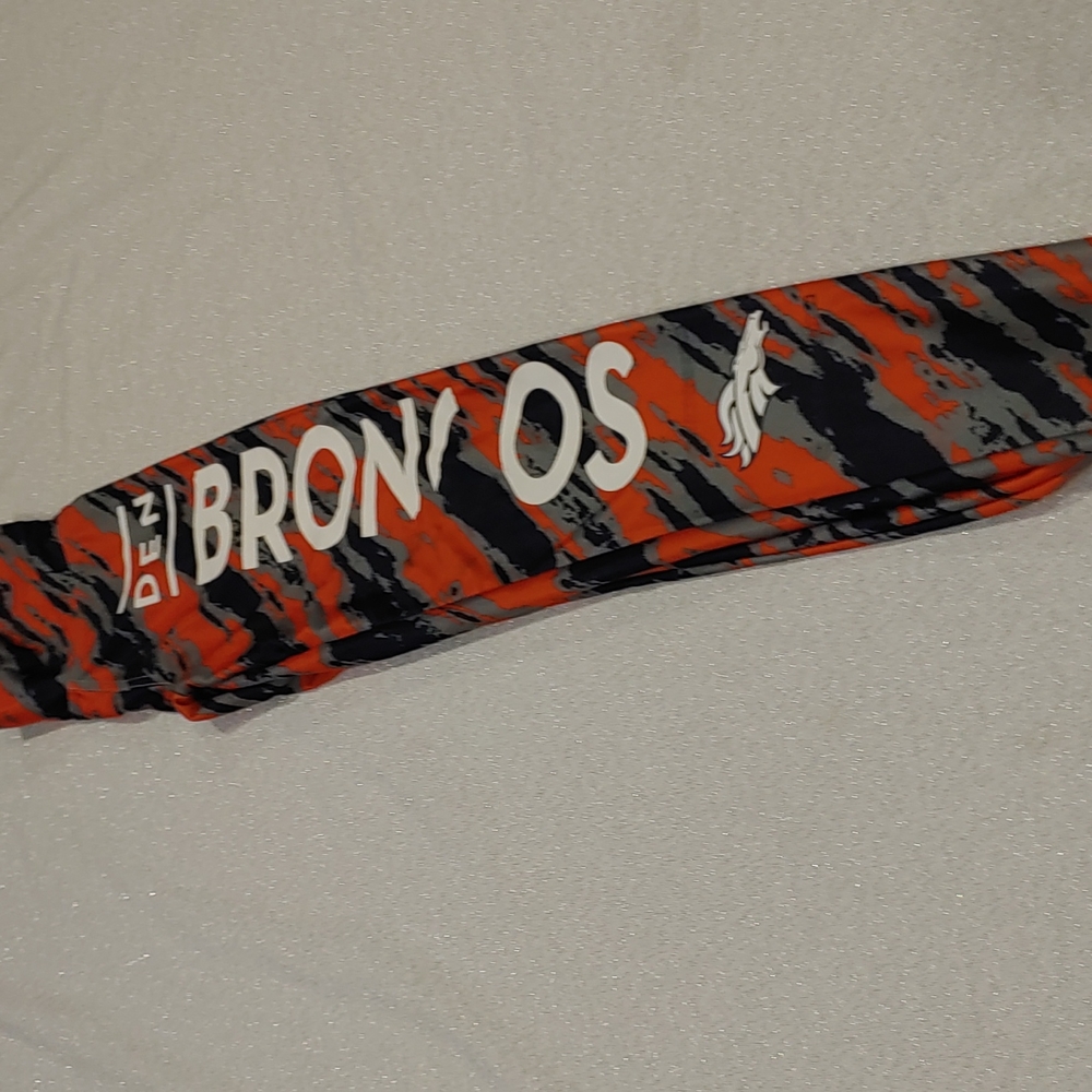 Denver Bronco Leggings Size S